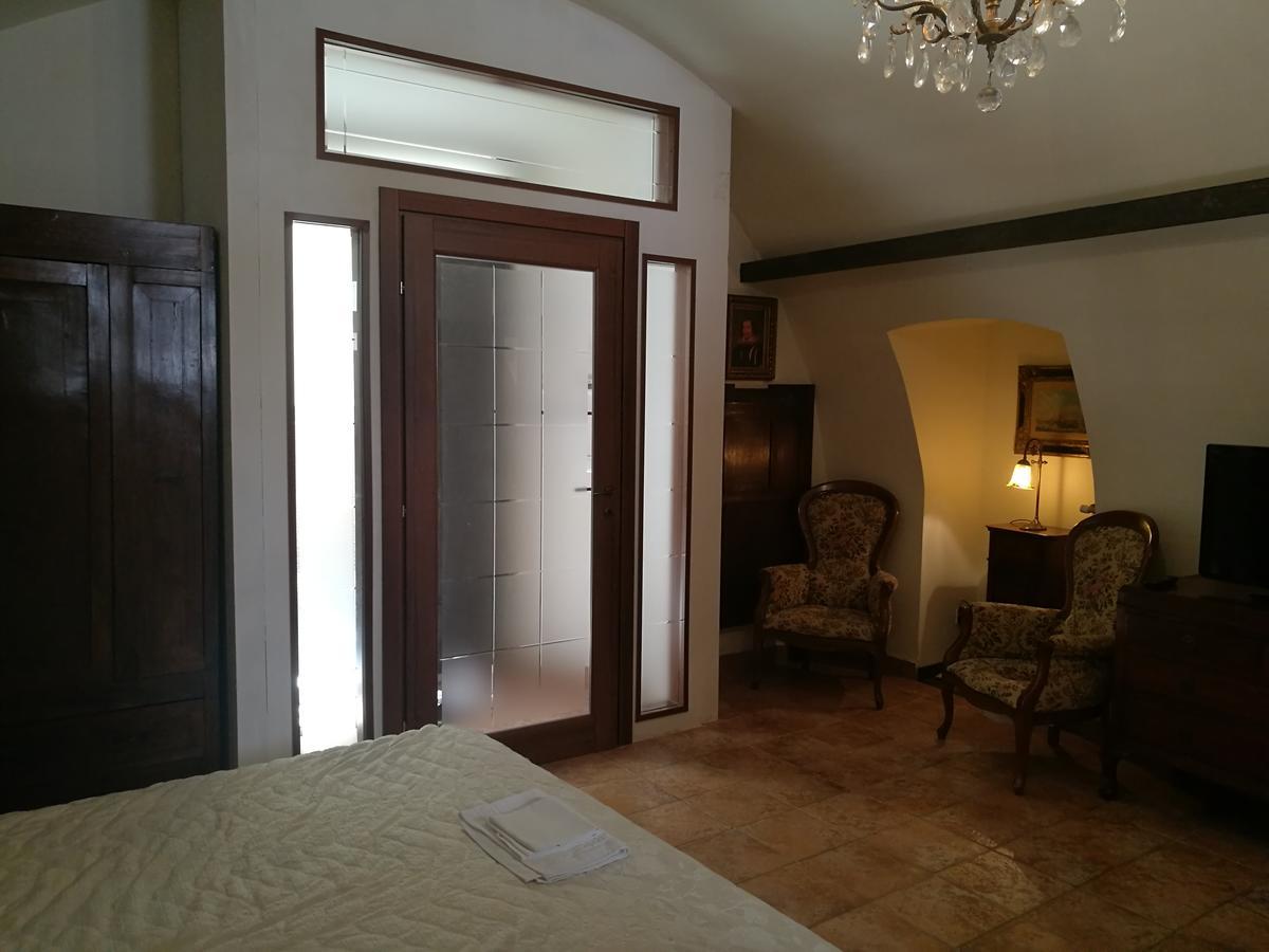Legacy Bed and Breakfast Σουλμόνα Εξωτερικό φωτογραφία