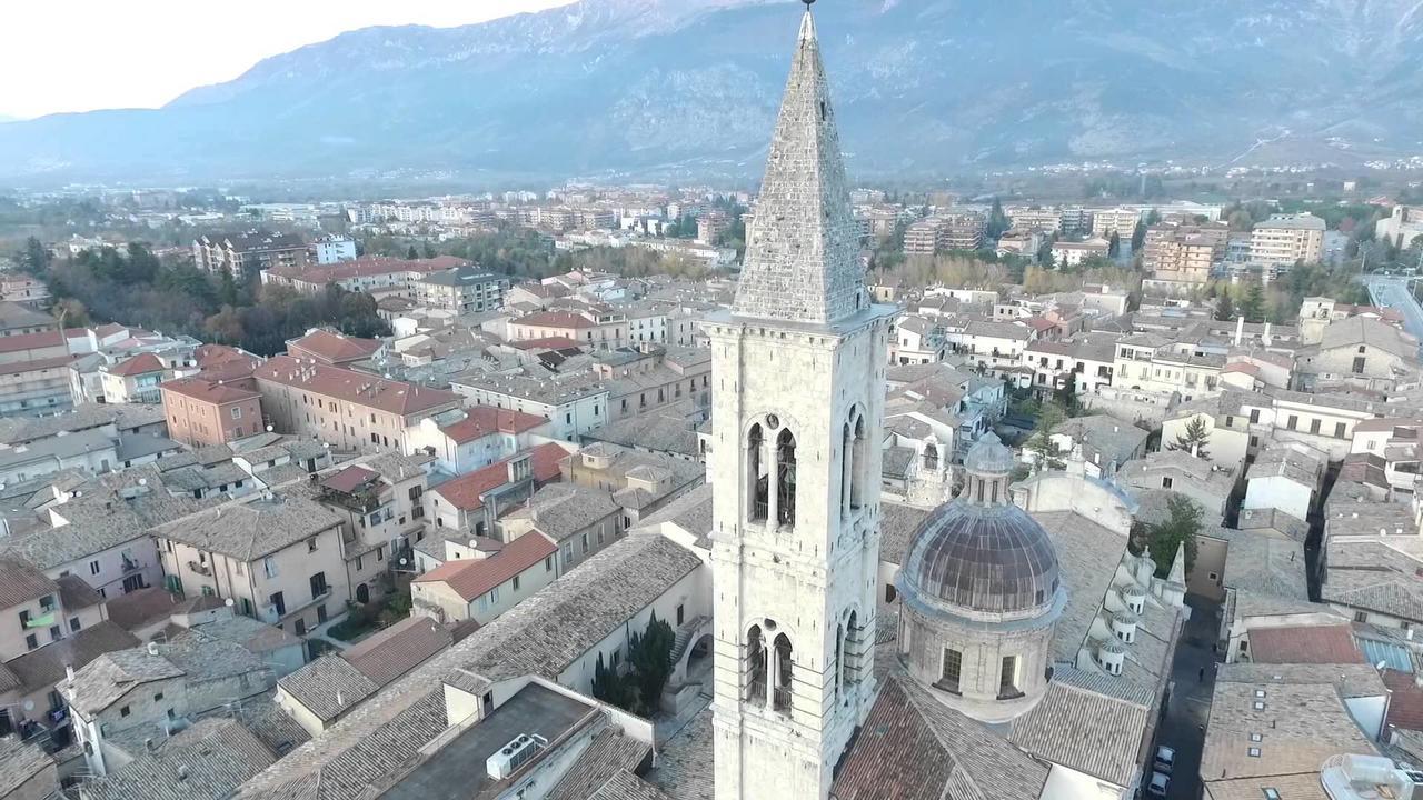 Legacy Bed and Breakfast Σουλμόνα Εξωτερικό φωτογραφία