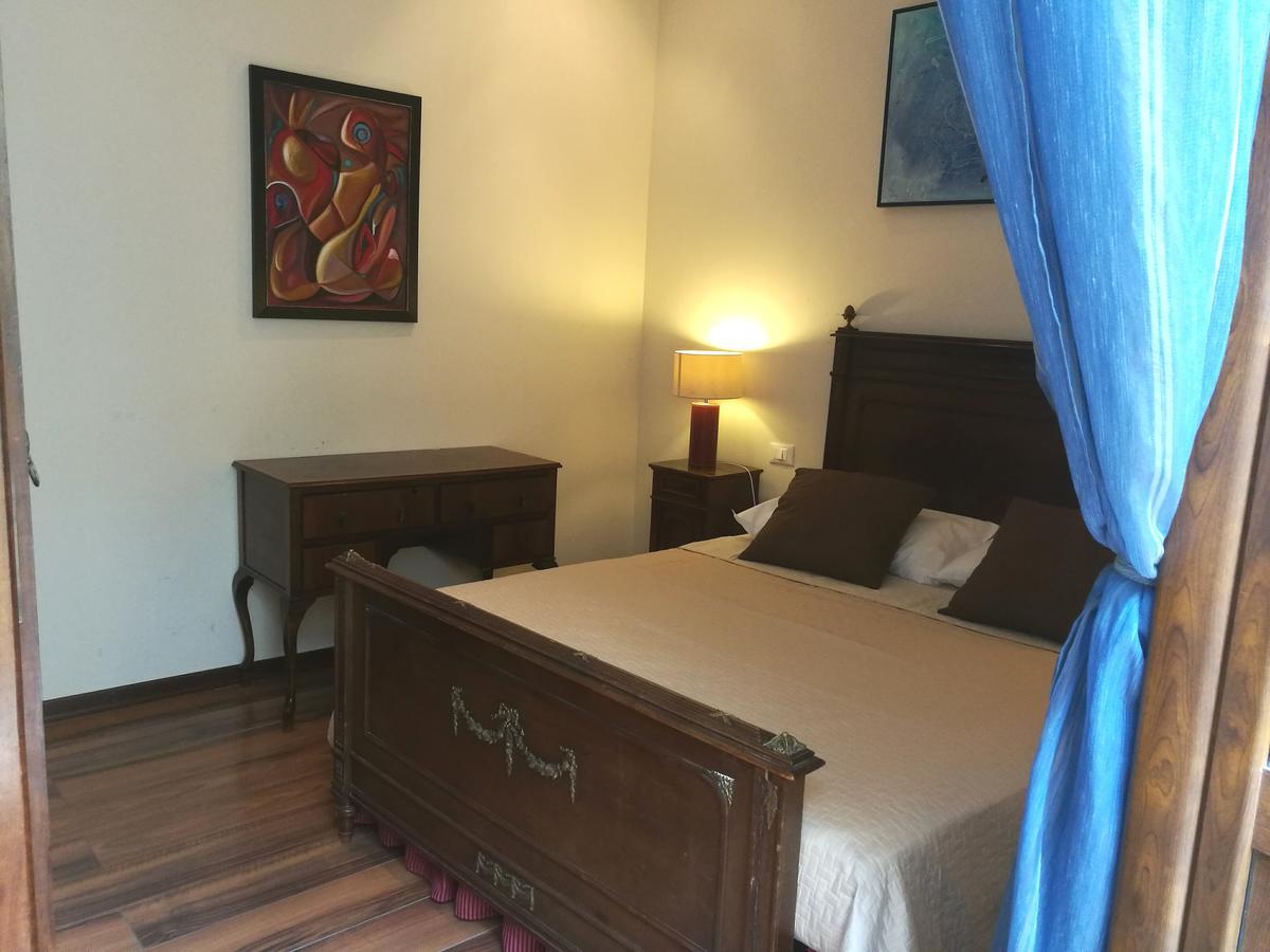 Legacy Bed and Breakfast Σουλμόνα Εξωτερικό φωτογραφία