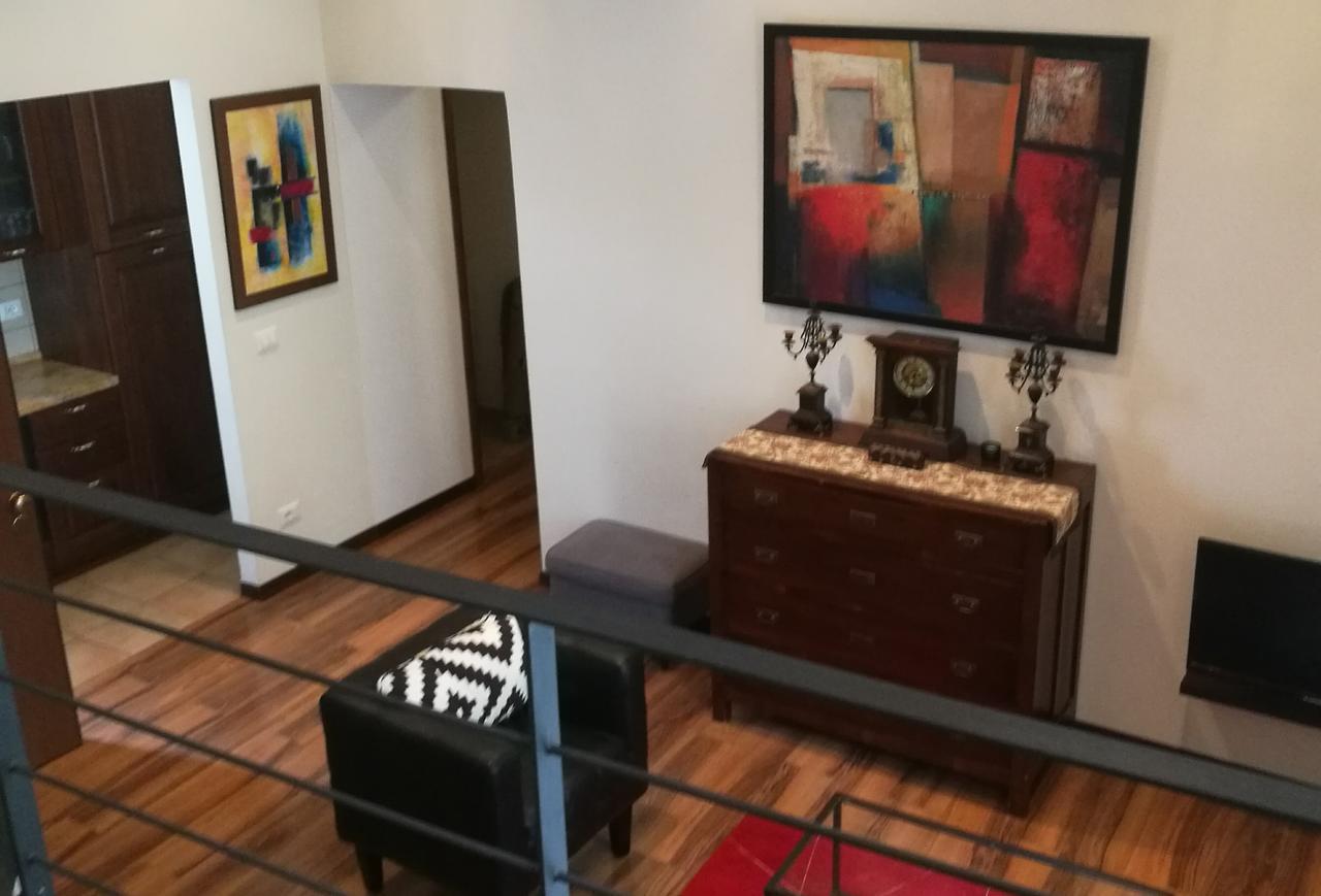 Legacy Bed and Breakfast Σουλμόνα Εξωτερικό φωτογραφία